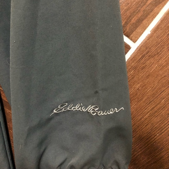 Eddie Bauer weather resistant jacket - Picture 3 of 3